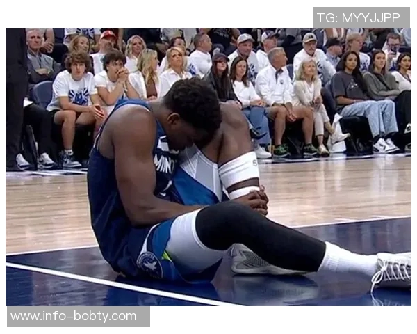 爱德华兹回顾上赛季惨败雷霆称新赛季将以此为动力奋勇向前